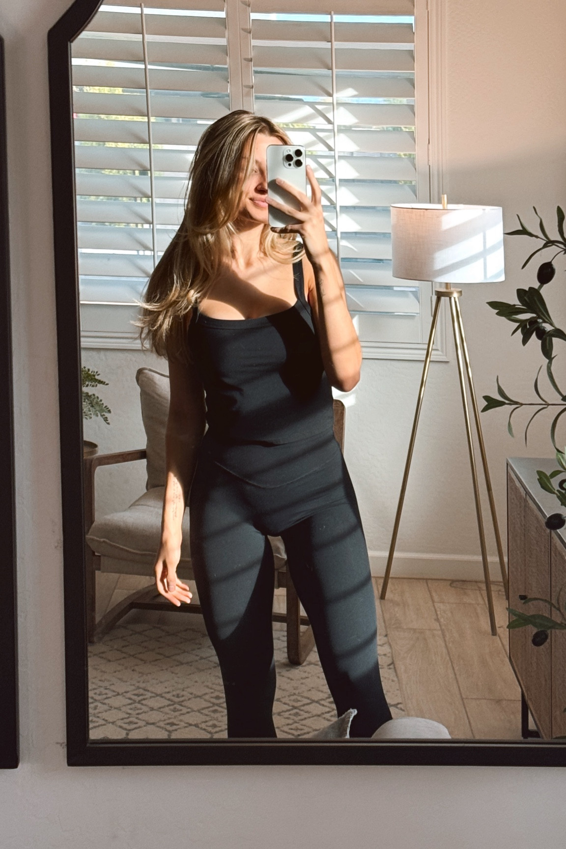 Another must have combo! Love a good all black set 😍 #LTKathleisure #LTKleggings

#LTKfitness