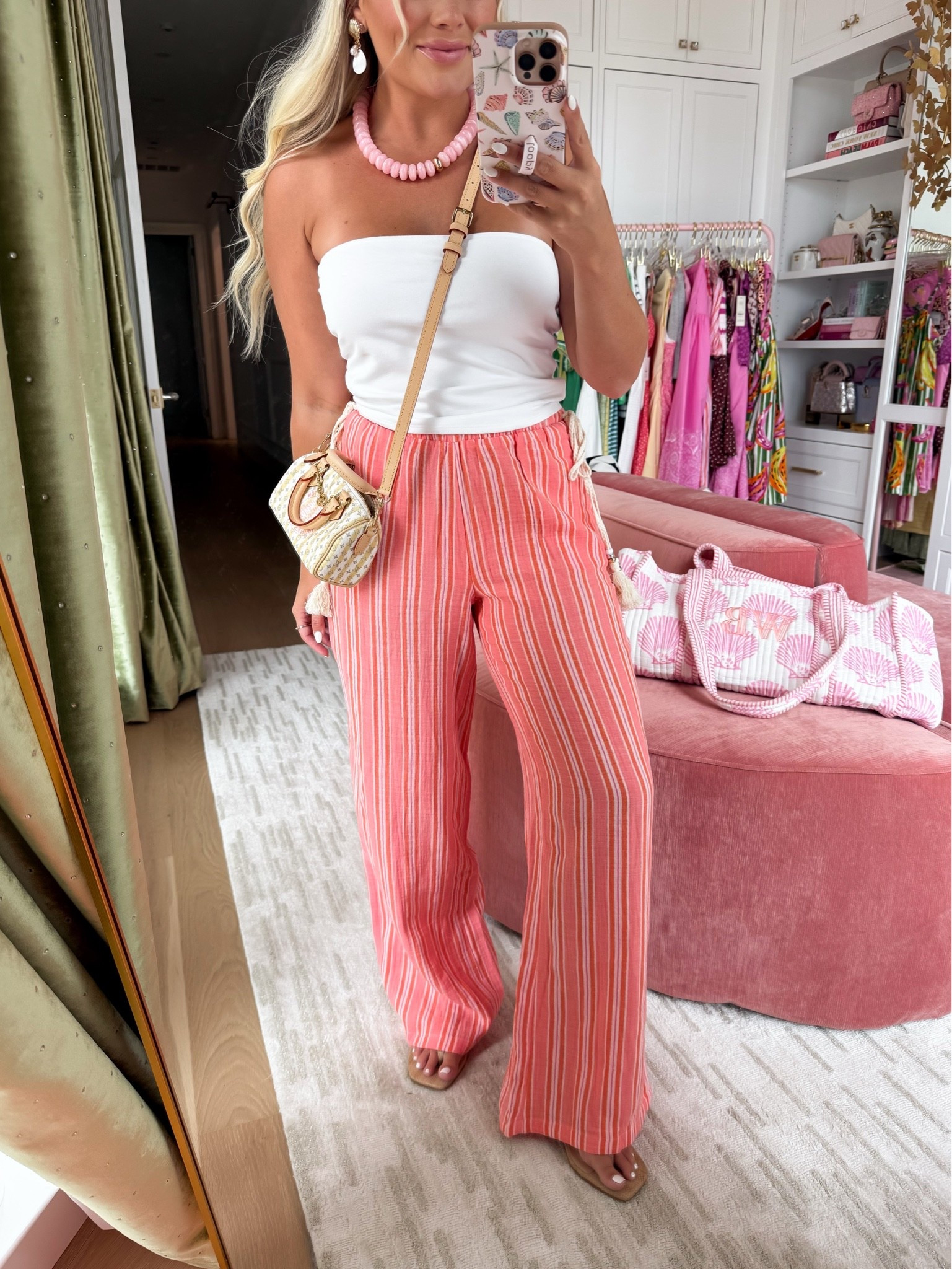 These pants are super cute & so comfy!

#LTKootd #LTKgrwm #LTKTravel