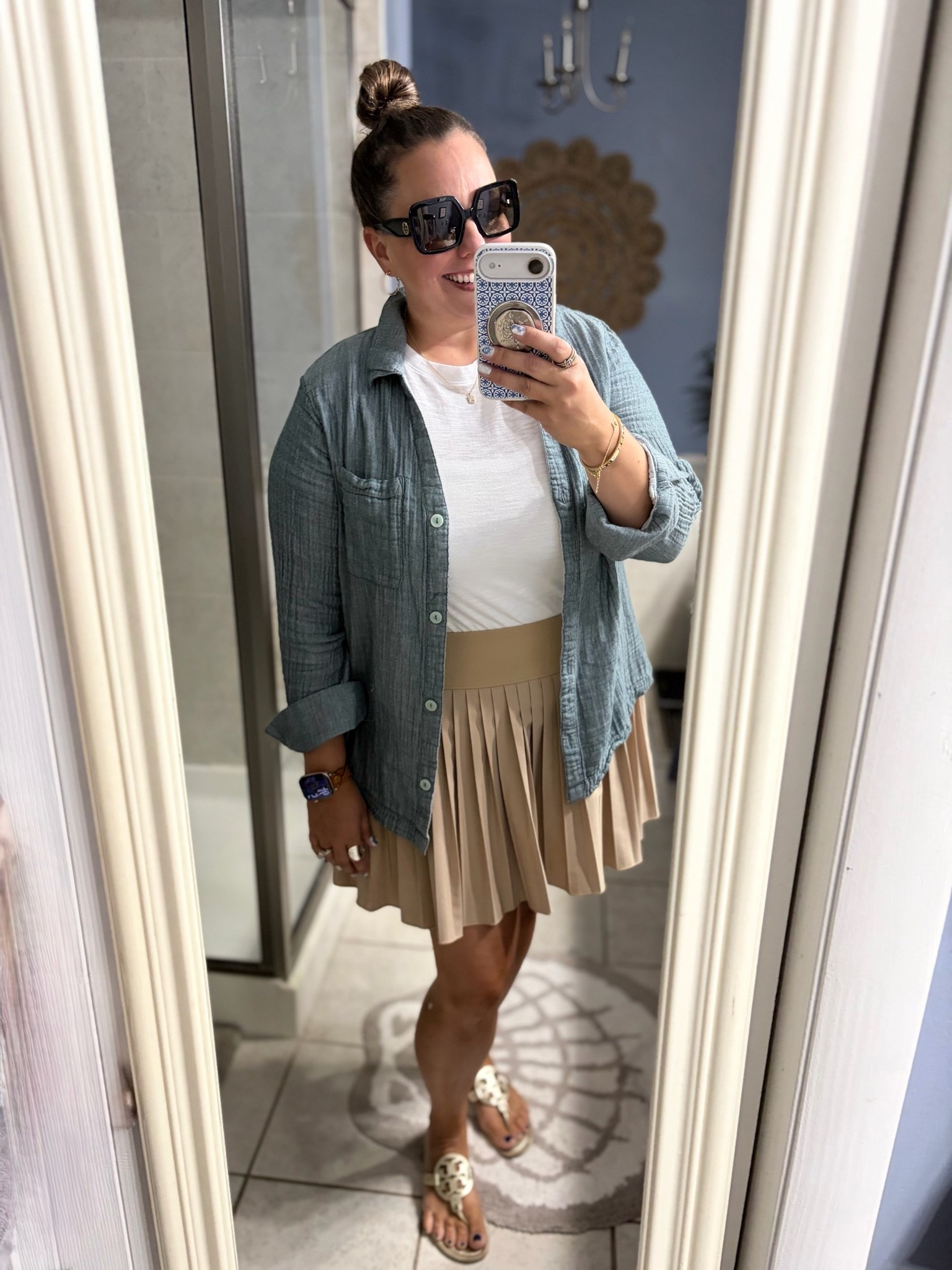 Comfy dinner look 🕶️

#LTKdayinmylife #LTKgrwm #LTKootd
