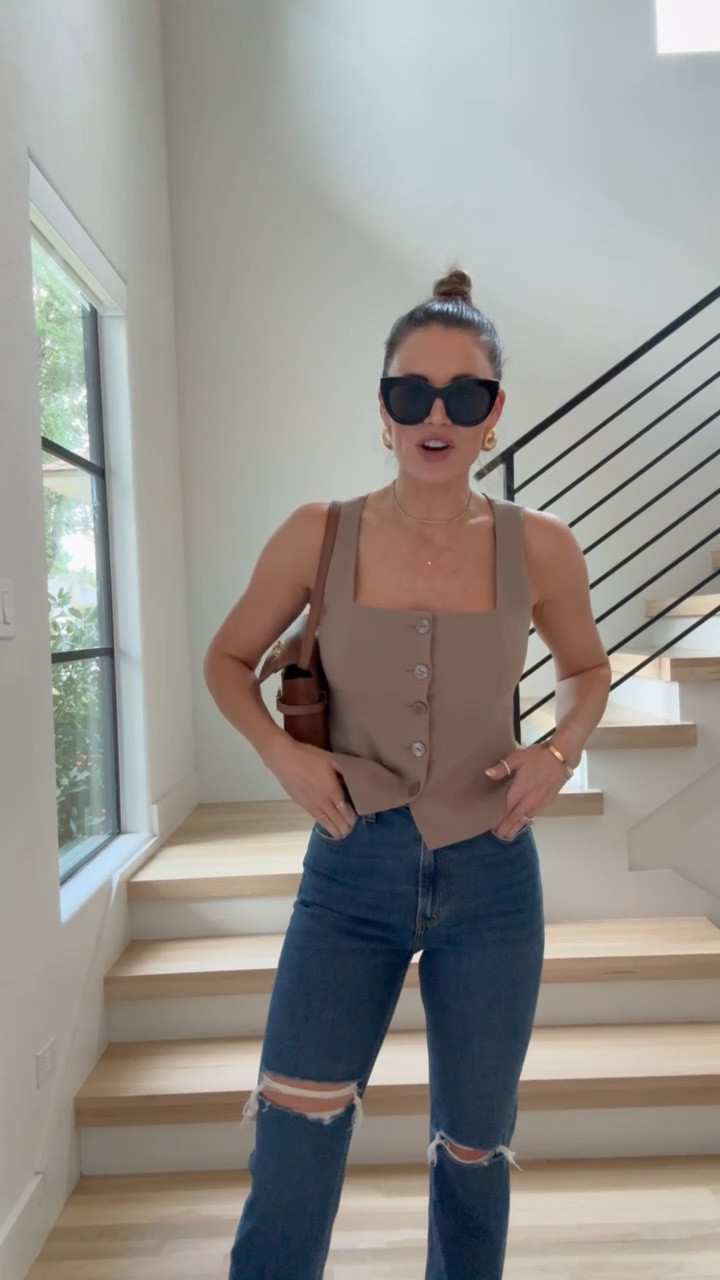 This vest top from Abercrombie is on sale 20% off plus an extra 15% off with code SWEATERSAF! Love these dark wash jeans too! 

Fall outfit 
Fall fashion 
Fall style

#LTKStyleTip #LTKSeasonal #LTKSaleAlert