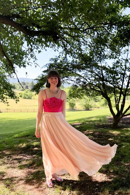 All pink outfit
2-piece wedding guest outfit
Garden party wedding theme
Reformation
Shop morning lavender 
Pink maxi skirt