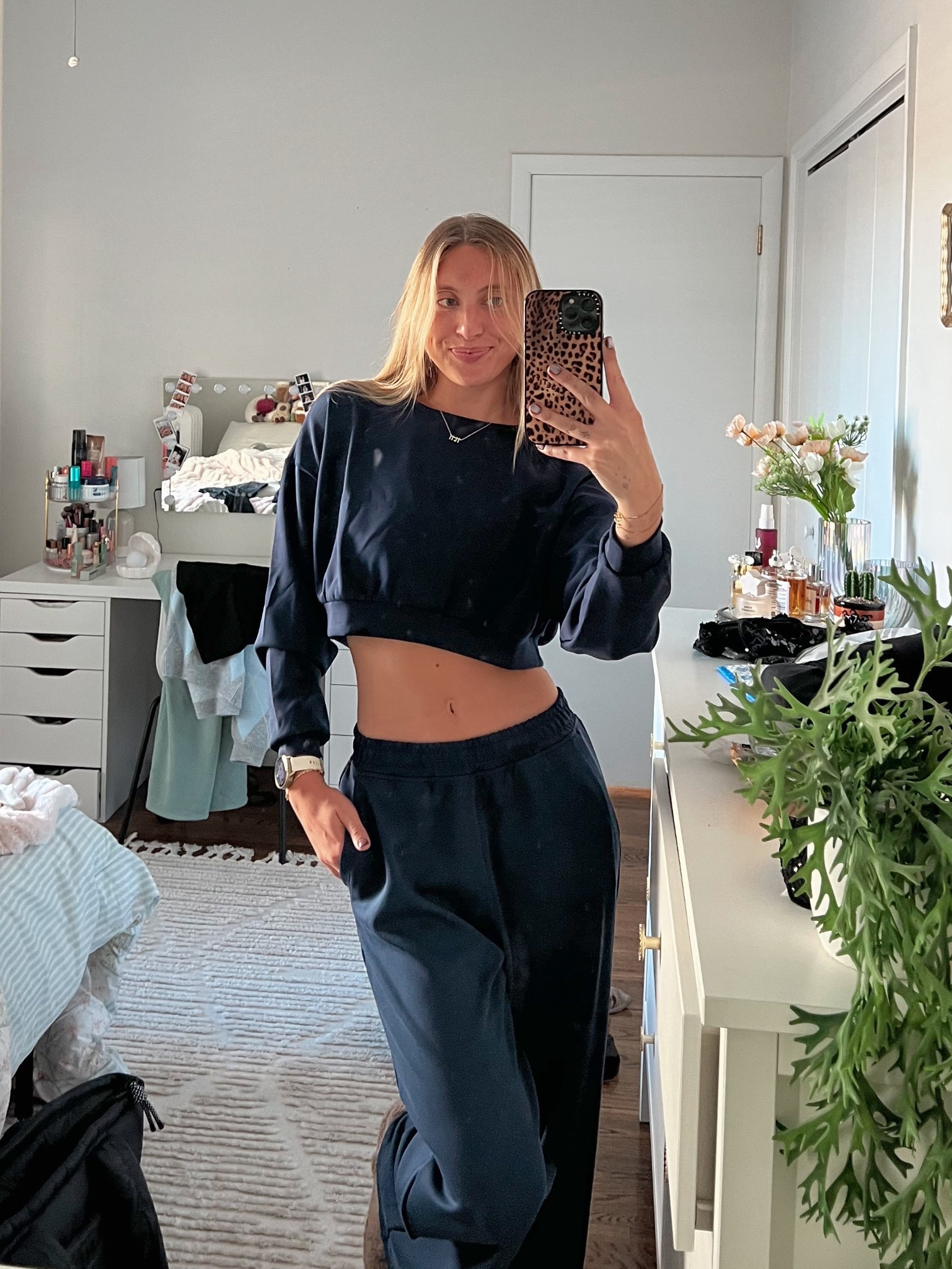 Navy matching lounge set! Obsessed this material it’s like silk and so so comfy! I’m wearing a size small in everything 🤍

#LTKActive #LTKootd #LTKTall