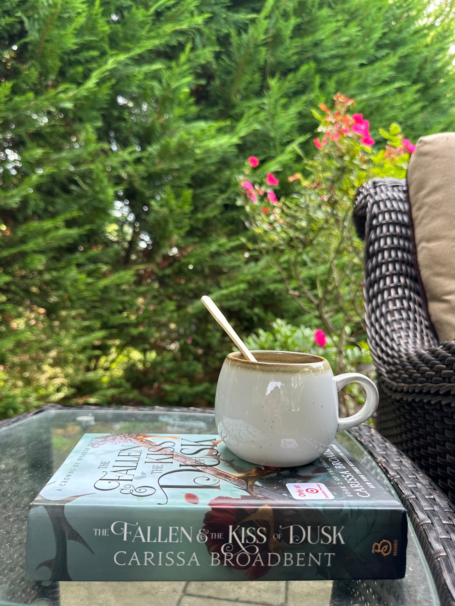 #ad These favorites are topping August @& September’s must-read lists 📚✨ Target run for reading inspo? Always. 🛒❤️#Target #TargetPartner #TargetBooks #liketkit @shop.LTK @target