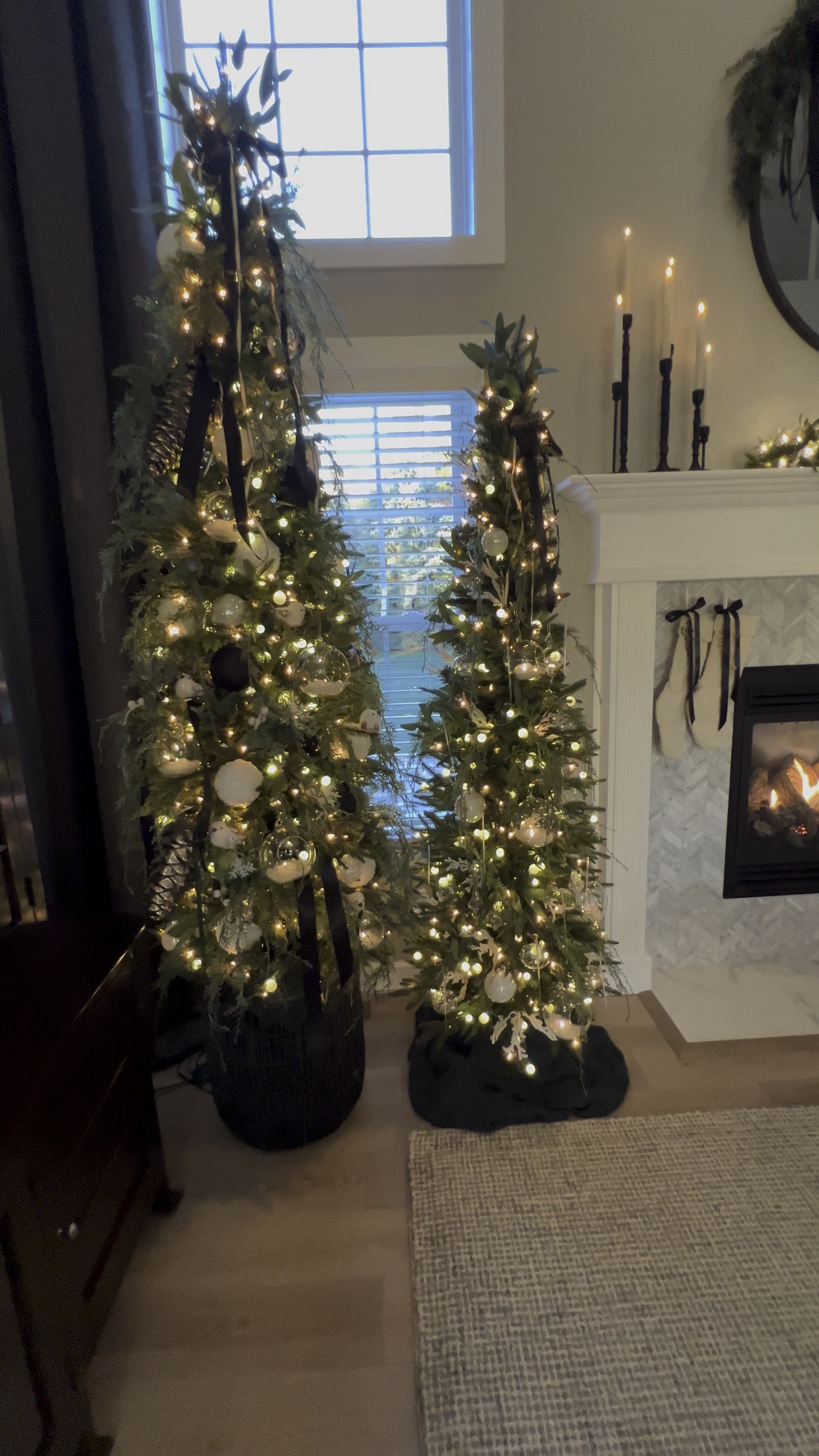 Christmas Tree Emerald Green & Black

#LTKHome #LTKSeasonal