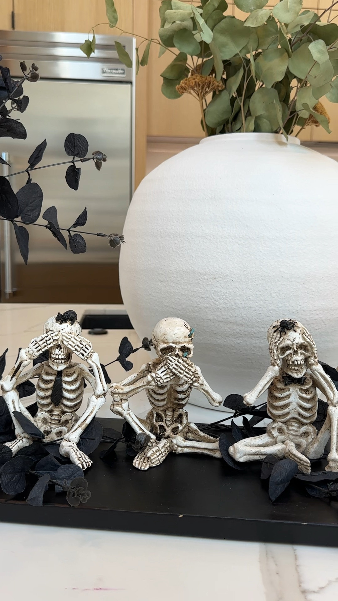 Halloween home decHalloween

#LTKFindsUnder100 #LTKSeasonal #LTKHome