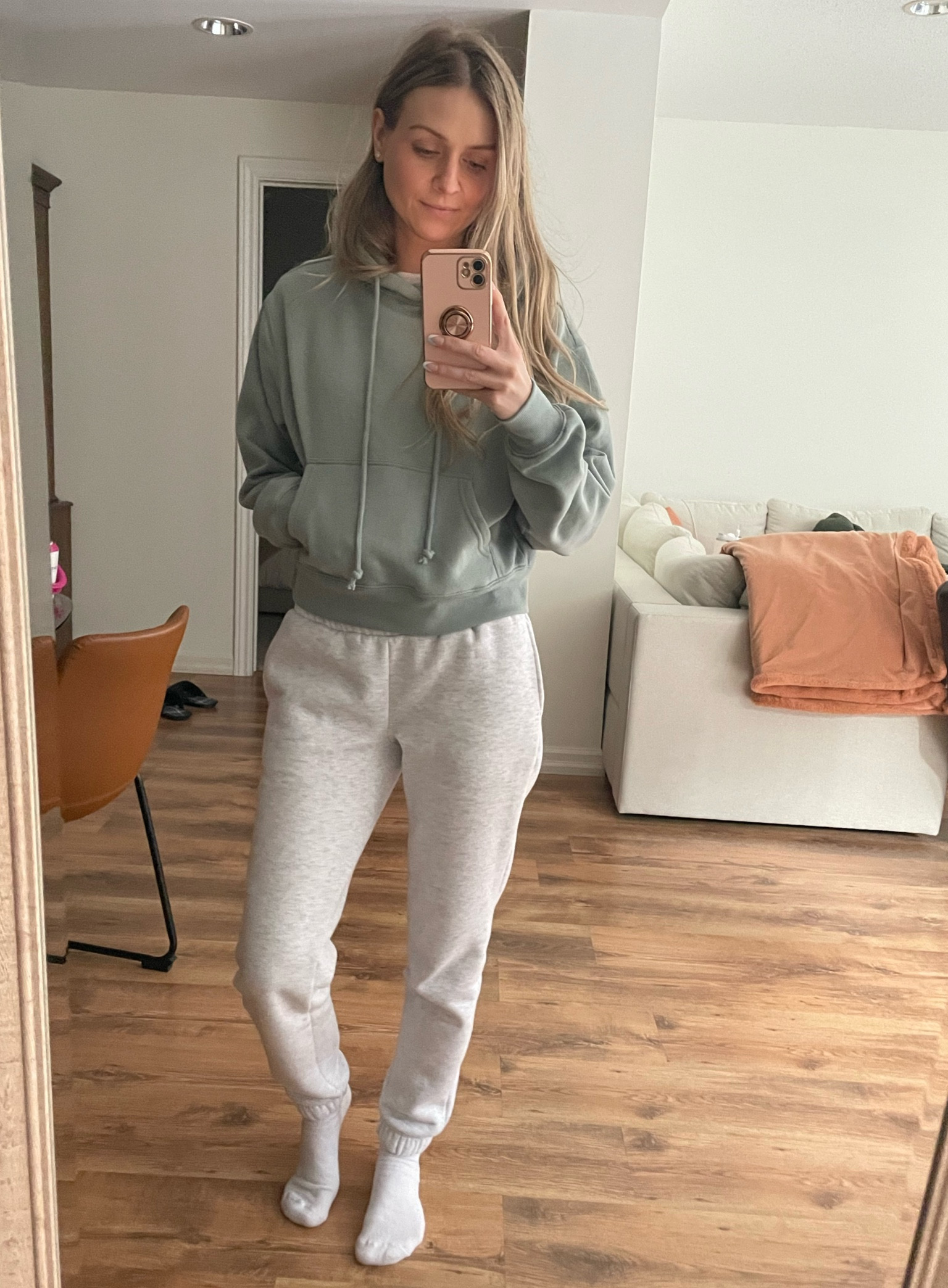 Living in sweats as usual 

#LTKsalealert #LTKfitness #LTKfindsunder50