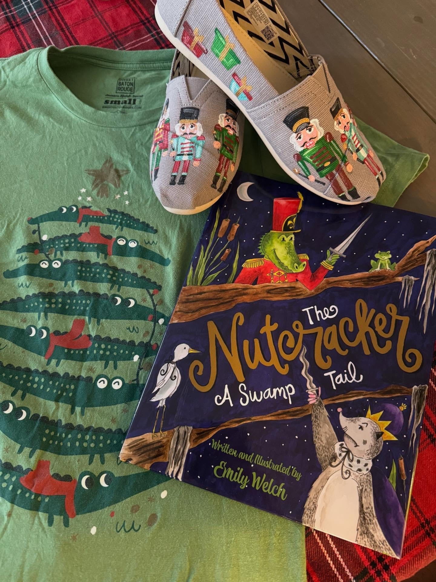 Nutcrackers, gators, and a swampy twist on a holiday classic  When your Christmas vibe is equal parts cozy, quirky, and very Louisiana.

Anyone else love a festive spin on a favorite story? 

#Bookstagram
#BookishChristmas
#HolidayReads
#ChristmasBooks
#NutcrackerVibes