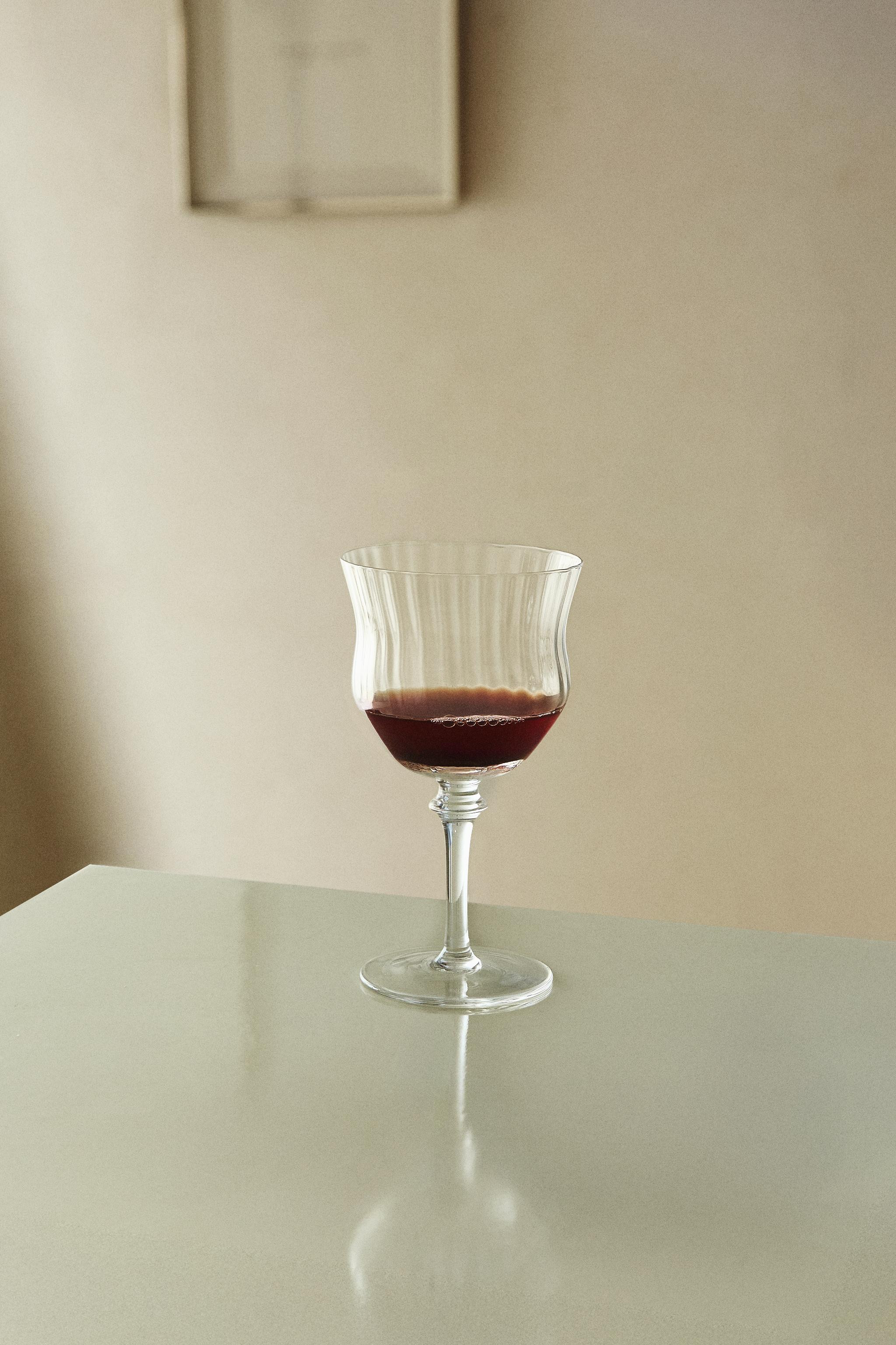 RAISED DESIGN GLASS | Zara US