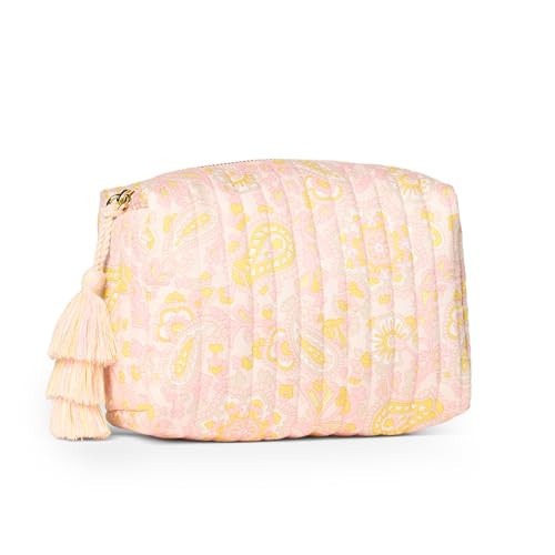 Amazon Essentials x Sofia Grainge Women's Quilted Makeup Toiletry Bag | Amazon (US)