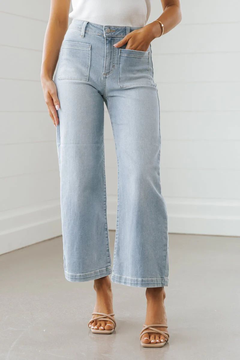 Light Wash Wide Leg Crop Jeans | Magnolia Boutique