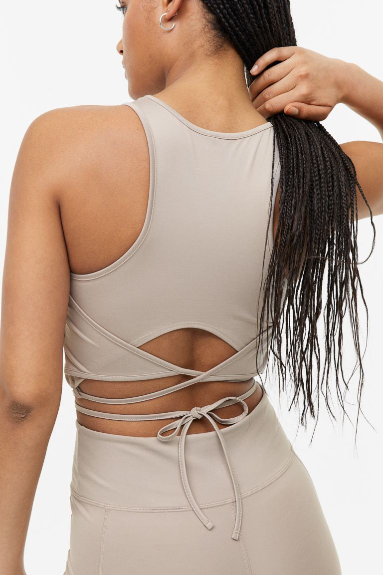 DryMove™ Cropped sports vest top | H&M (UK, MY, IN, SG, PH, TW, HK)