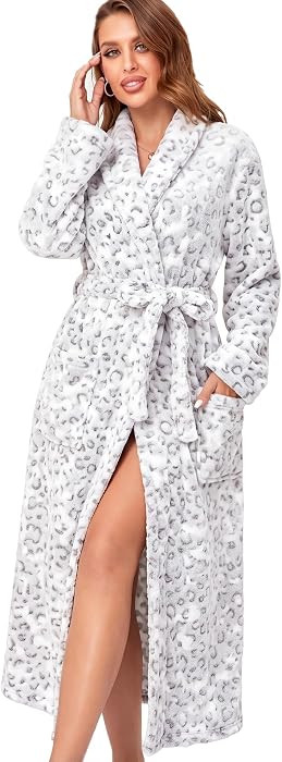 RONGTAI Womens Bathrobe Ladies Fleece Plush Warm Long Robes Fleece Nightgown Sleepwear | Amazon (US)