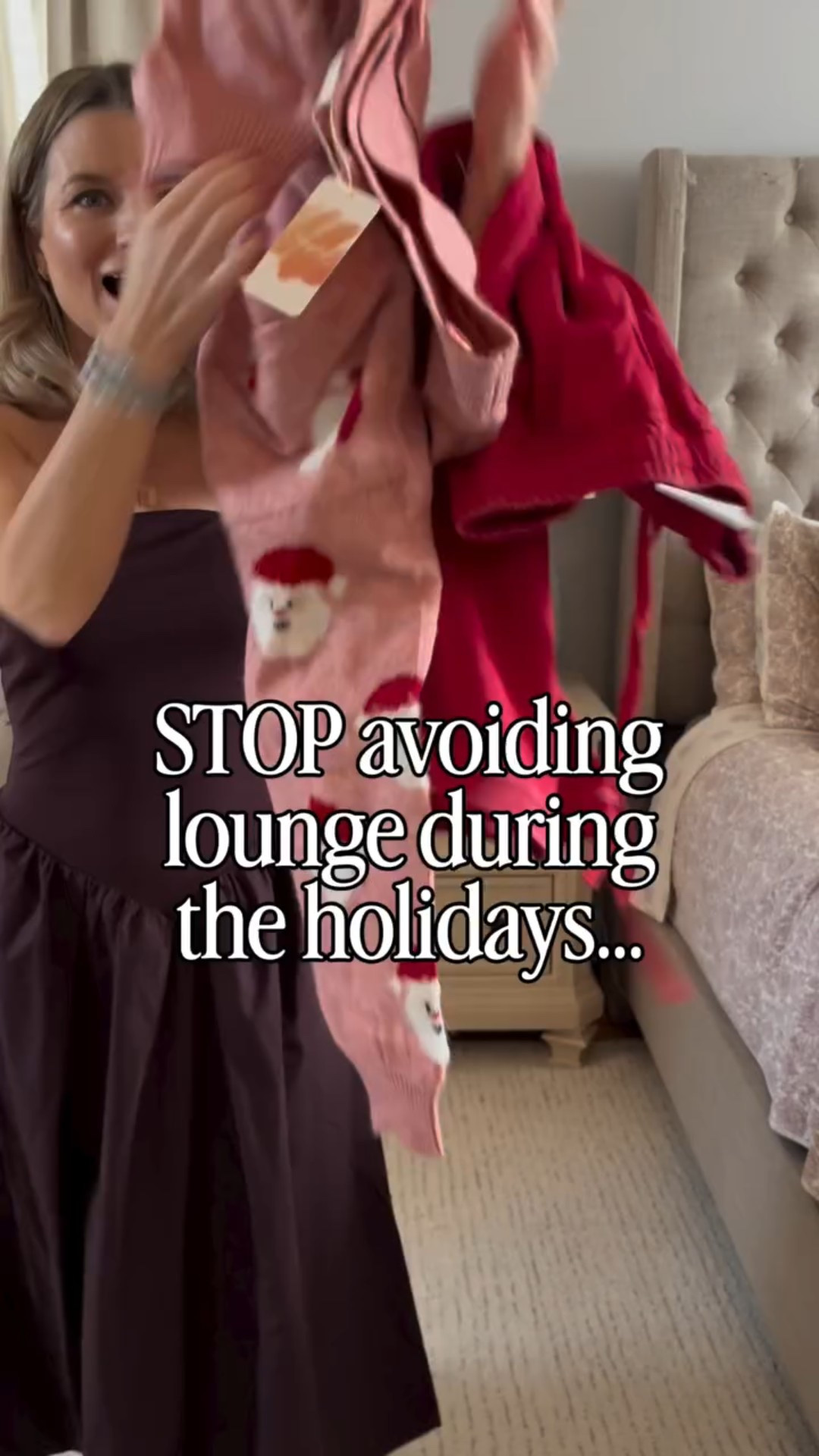 Holiday cozy look loading…. 🩷 ❤️ 

Comment HOLIDAY for a 🔗! 

#petitestyle #petitelounge #loungepants #sweater #santasweater holidaysweater cozy holiday petitestyle petitetips outfitinspo brunch with Santa