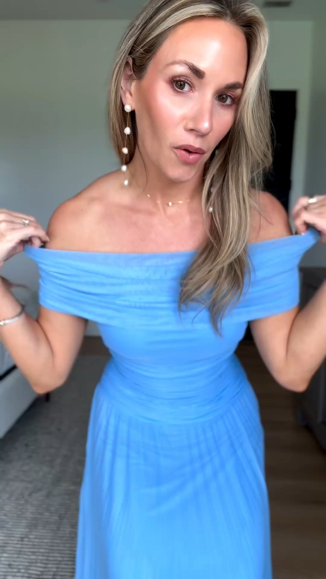 ABERCROMBIE 50% OFF SALE!
okay, this dress is stunning and i’m loving this blue color! so flowy and perfect for the dance floor, or even a baby shower! 

#LTKWedding #LTKSeasonal #LTKootd