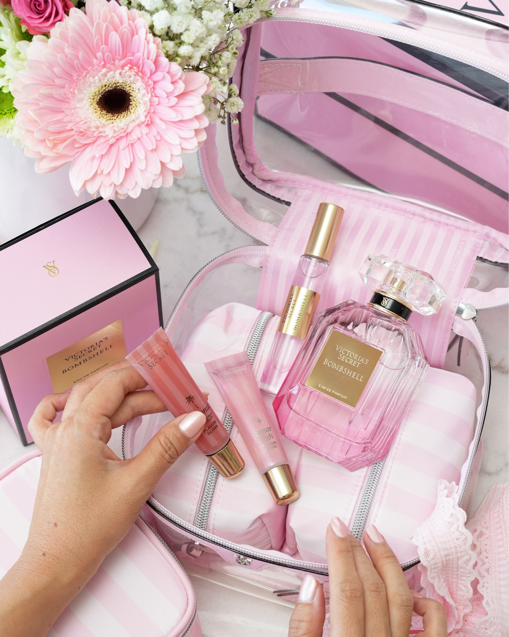 Rounding up some cute gift ideas for Mother’s Day from @victoriassecret this spring! Love their cozy loungewear and PJ sets along with a spritz of the Bombshell Bouquet.

#VSPartner 

#LTKBeauty #LTKMothersDay