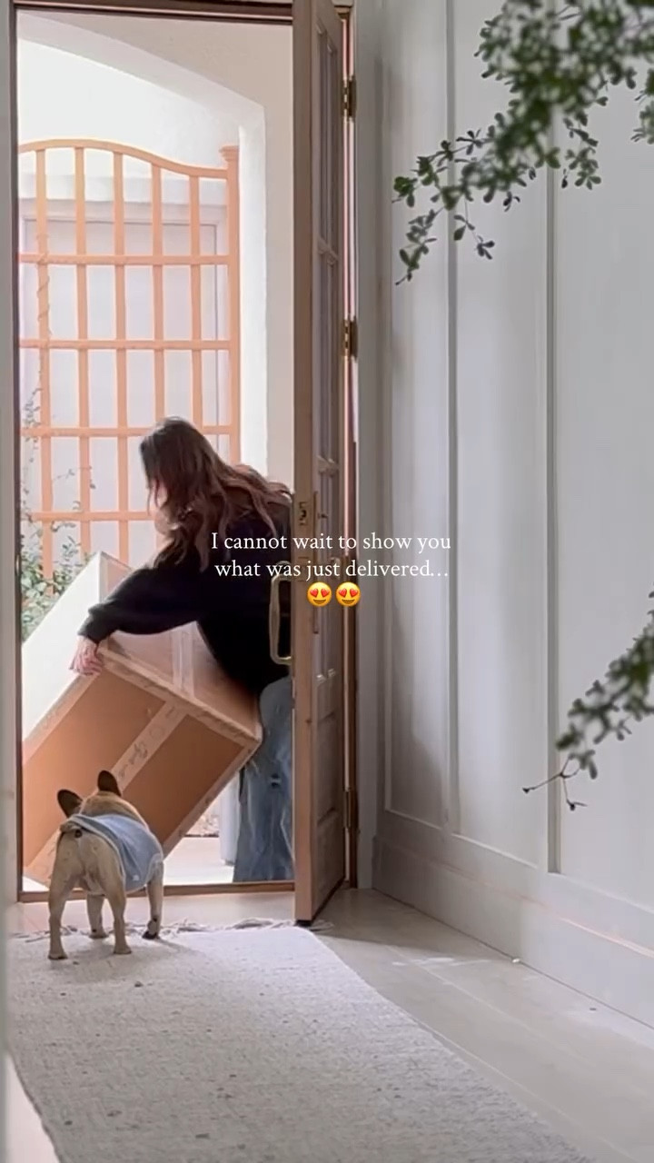 comment SHOP and I’ll send you the links! 

I visited @oliveateliers a couple weeks back and was lucky enough to get a gifting appointment (still pinching myself that brands choose me to represent their brand) ….these were the items I picked out and had shipped home to me! 📦

So excited to add them to my collection, follow long to see them styled! 😍😍