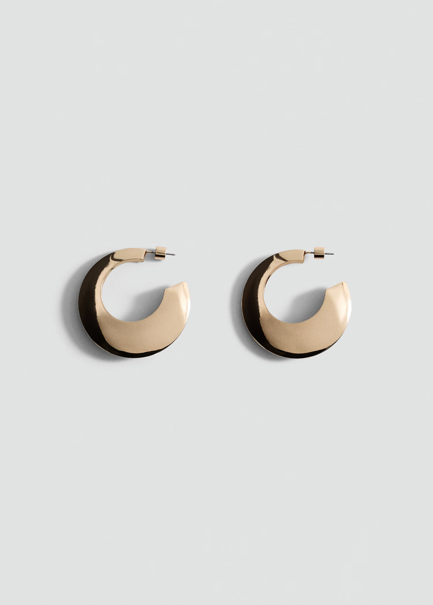 Wide hoop earrings - Women | MANGO United Kingdom | MANGO (UK)