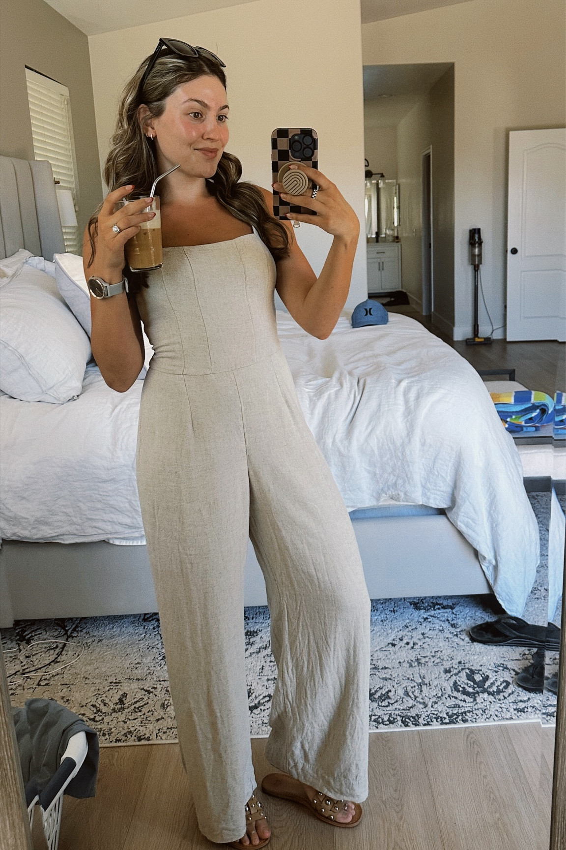 The perfect linen jumpsuit for summer!🐚 


Linen summer outfit 
Summer style 
Summer 2024 outfit 
Abercrombie 


#LTKFindsUnder100 #LTKSeasonal