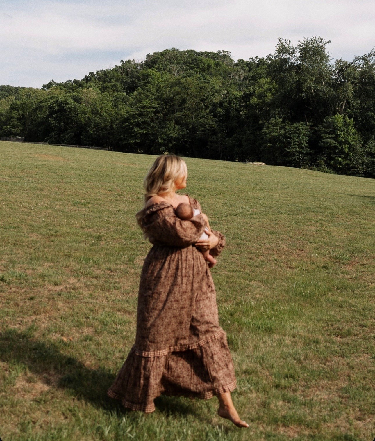 This dress is from slow Sunday and almost sold out but found some similar that I linked🤎

#LTKMidsize #LTKmomlife