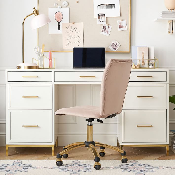Blaire Smart™ Storage Desk (57") | Pottery Barn Teen