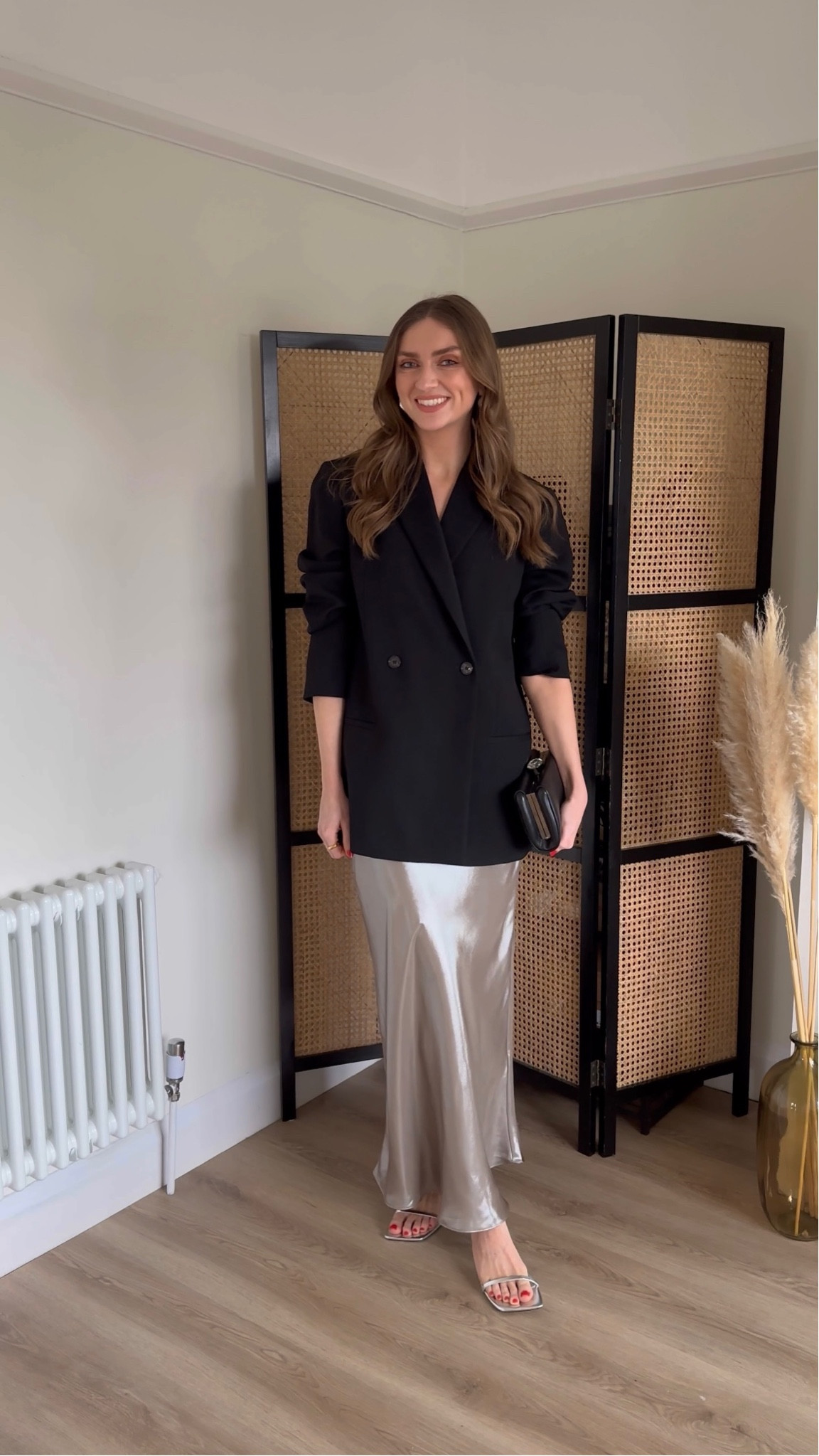 Evening/going out outfit ideas

Wearing…
 
A 34 in the TOTEME Double-breasted blazer 

H&M satin maxi skirt, mine is from Christmas so sold out but I’ve linked similar 

Topshop silver heels 

Black leather evening bag

Silver bottega dupe earrings

Black blazer outfit 
Evening outfit
Going out outfit
Brunch outfit 
Satin skirt outfit 

#LTKparties #LTKeurope #LTKSeasonal