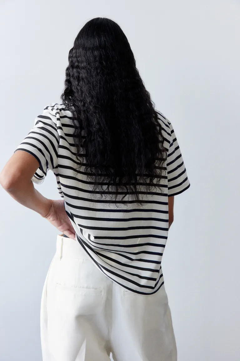 Cotton T-shirt - Round neck - Short sleeve - White/Navy blue striped - Ladies | H&M GB | H&M (UK, MY, IN, SG, PH, TW, HK)