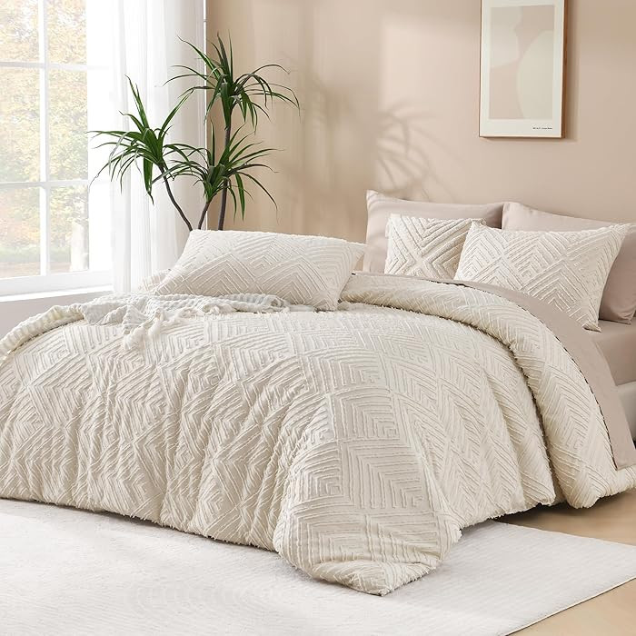 Andency Boho Tufted Comforter Set, Soft Lightweight Textured Down Alternative
        King Size, ... | Amazon (US)