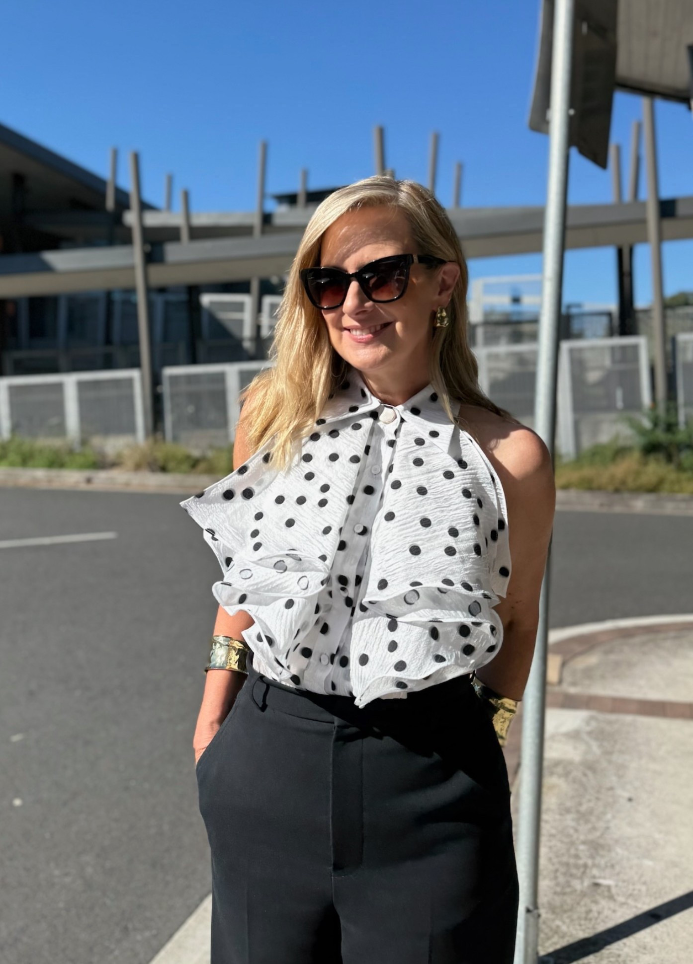 Wearing a fun summertime top that’s perfect for parties, from Carla Zampatti. This was for a lunch time event. I’ve paired this with some black wide leg pants from Scanlan Theodore and accessorised with two chunky gold cuffs also from Carla Zampatti 

#LTKspring #LTKaustralia #LTKover50style