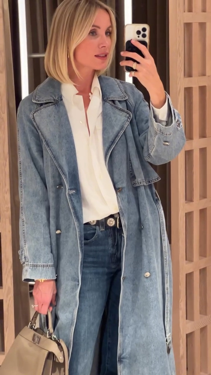 in my dewy makeup, double blush + long coat era 💁🏼‍♀️

moisturizer @lamer
highlighter @loreal lumi glotion in light glow
brows @benefitcanada goof proof in 2.5
eyeliner @lauramercier caviar pencil in bronze
mascara @sweedbeauty cloud @thedetoxmarketcanada
contour @westmanatelier in biscuit
concealer @tartecosmetics creaseless in 20N
cream blush @sweedbeauty in lucky @thedetoxmarketcanada
eyeshadow @armanibeauty eye tint in rose gold 11S
lipliner @charlottetilbury in pillowtalk
powder blush @armanibeauty in 50
lipgloss @lorealparis in blissful blush 40
powder @charlottetilbury flawless finish in 1
shirt @madewell x @alexachung
denim coat @_aje_
jeans @levis
belt vintage
bag @fendi
heels @manoloblahnik