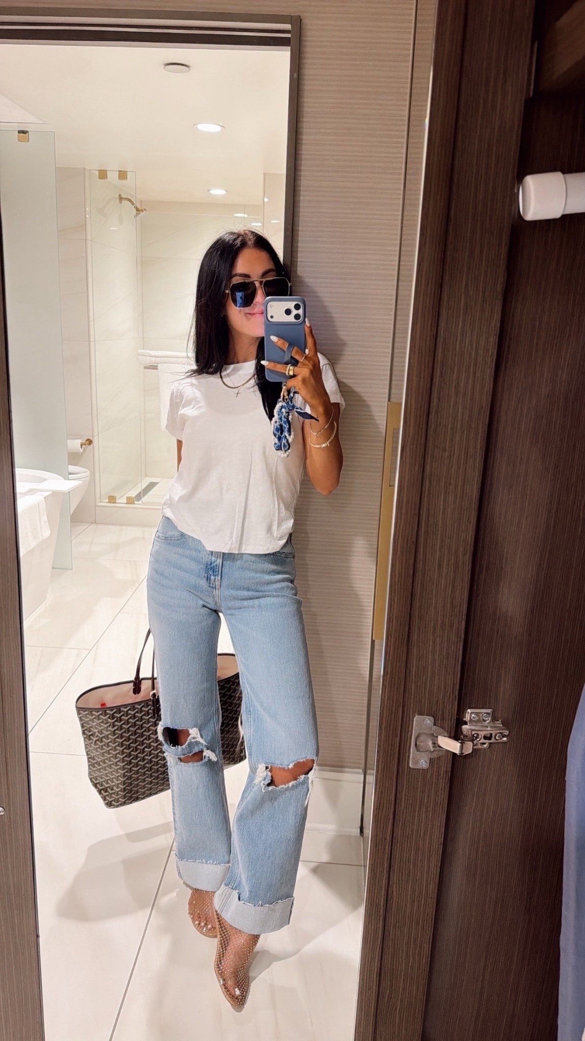 25% off everything from Abercrombie right now through the LTK app!! @abercrombie 

LTK spring sale, sale alert, watchnow, new arrivals, Katy roach

#LTKSaleAlert #LTKSeasonal #LTKSpringSale