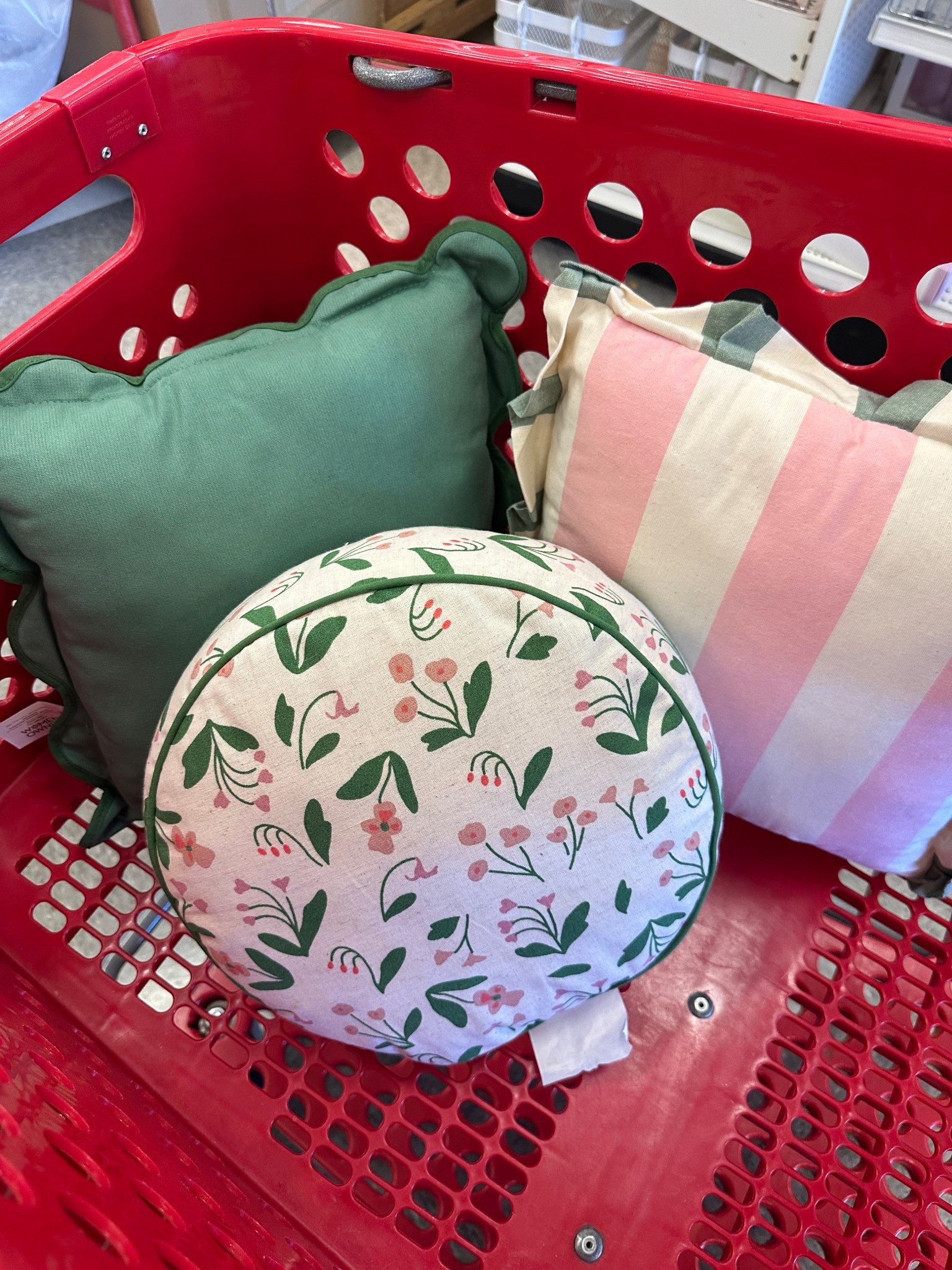 Spring | Pillows | Easter | Refresh

#LTKHome #LTKStyleTip