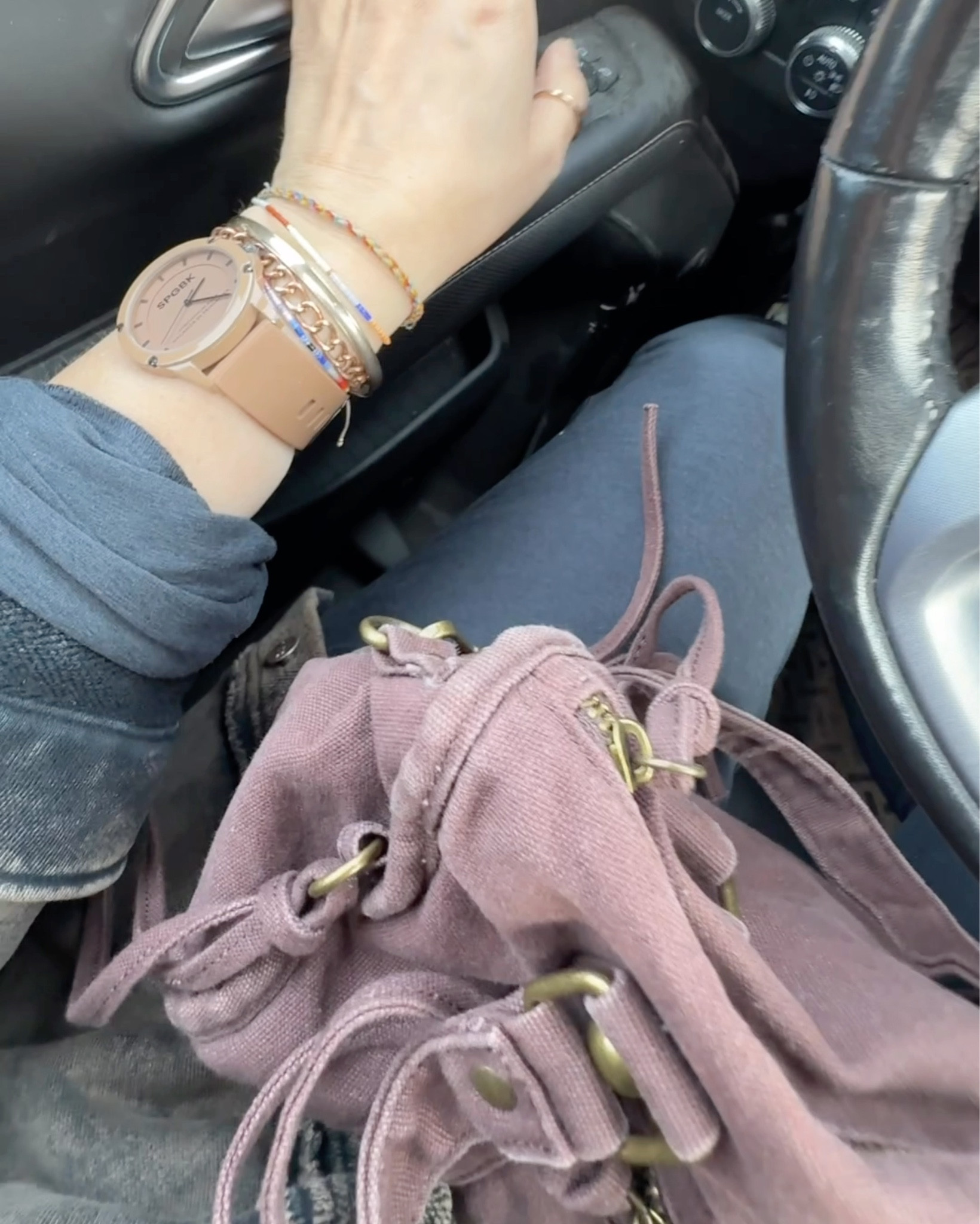 When a casual little bag becomes your whole personality. 

This is the kind of throwback I am on board for! 


#LTKOver40 #LTKActive #LTKHome