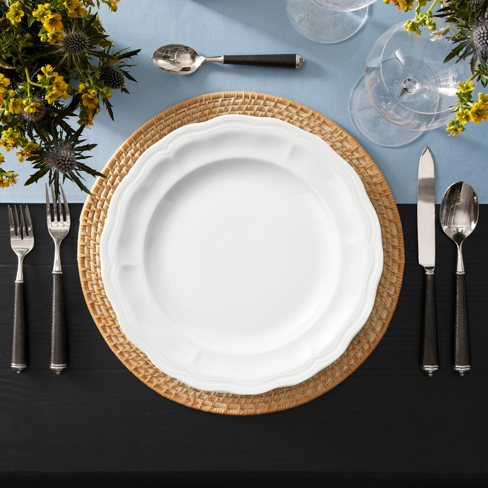 Pillivuyt Queen Anne Porcelain Dinner Plates | Williams-Sonoma