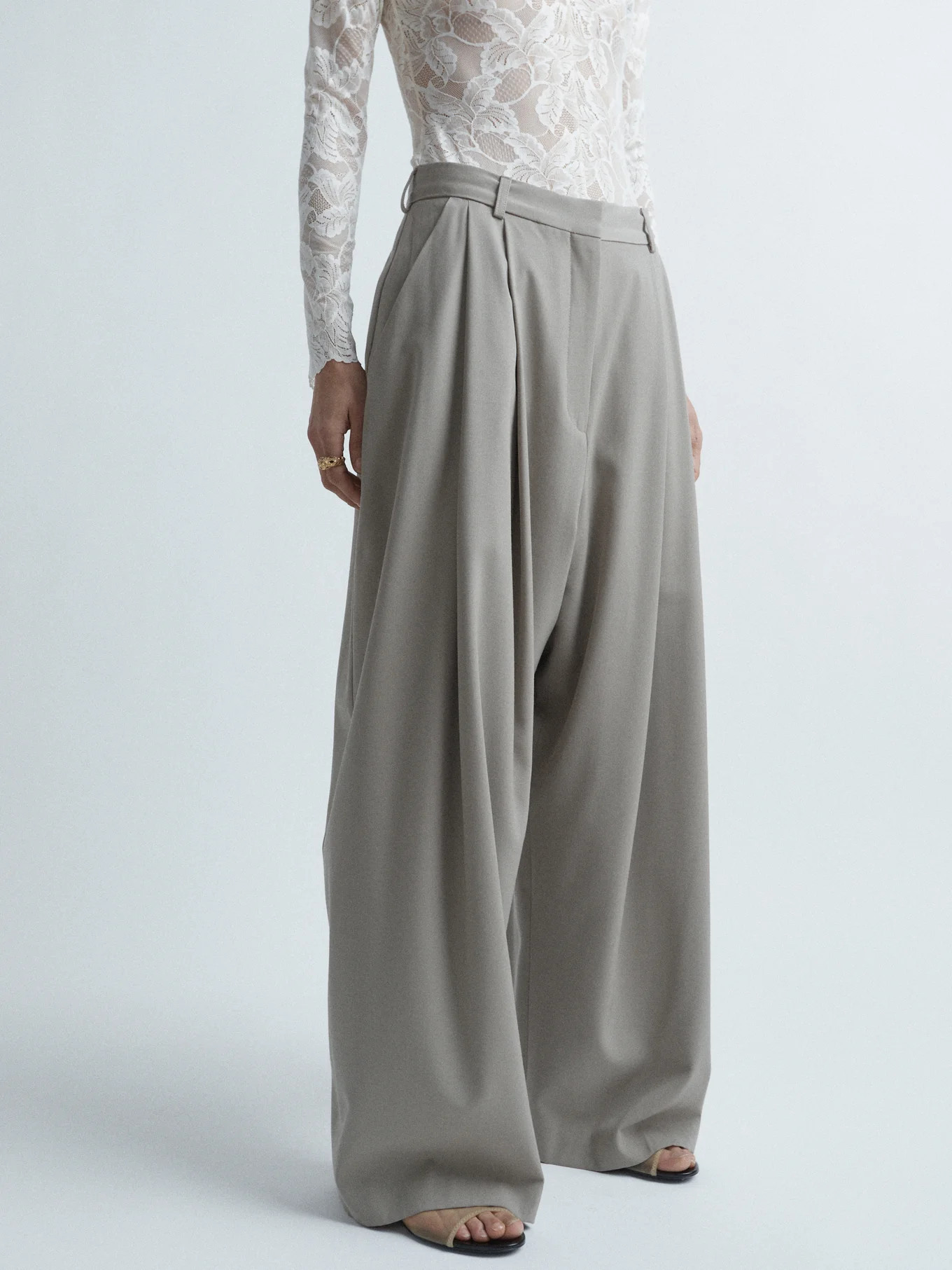 Giant pleat-front wool suit trousers | Raey | Matches (UK)