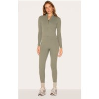 Olive Sculpt Side Pocket Gym Leggings | PrettyLittleThing UK