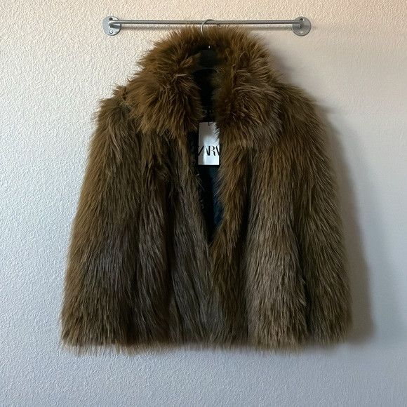 NWT Zara Faux Fur Lapel Collar Short Coat ZW Collection Sz:XS-S | Poshmark
