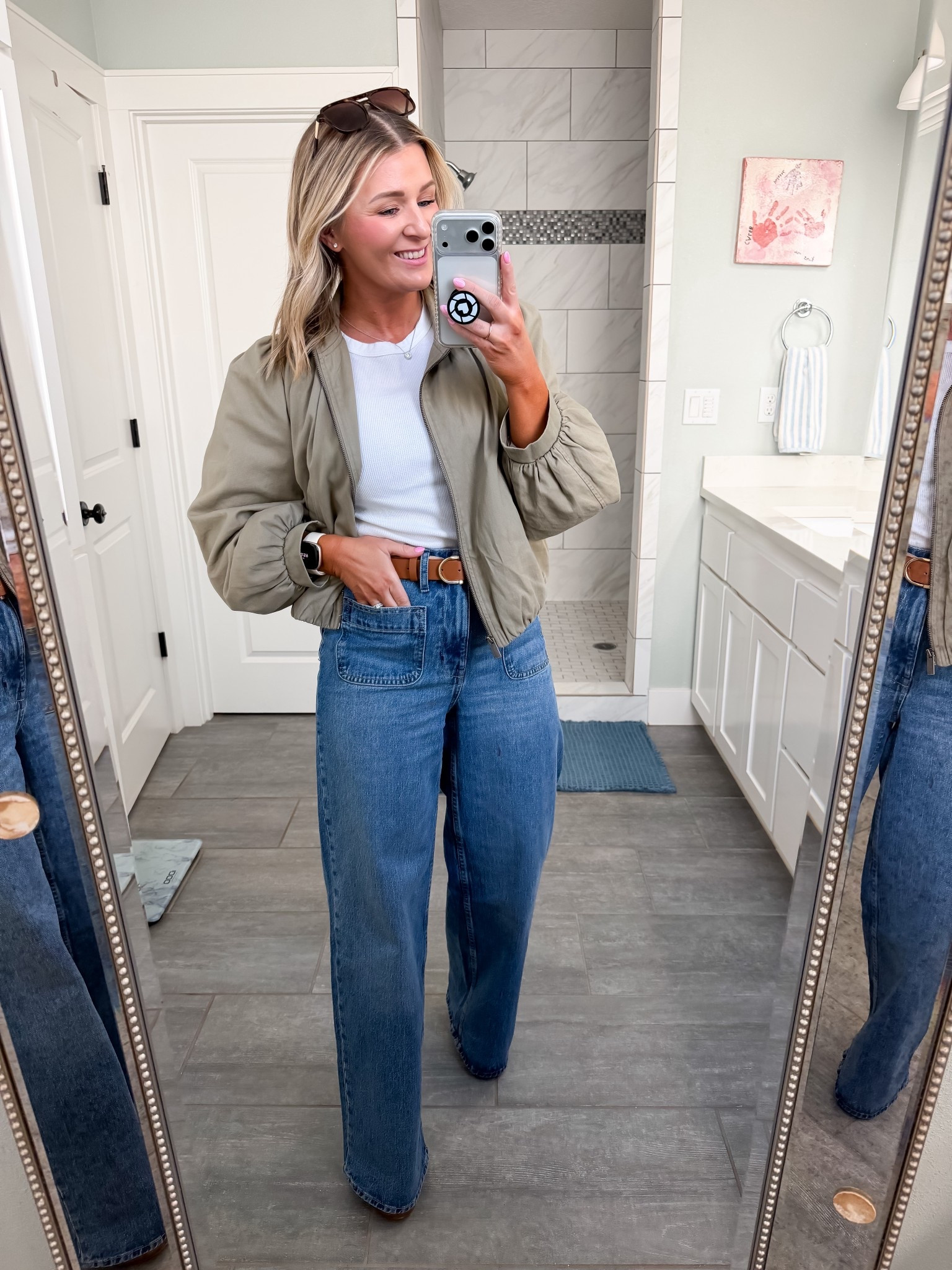 
Size 4 jeans
Small jacket 

#LTKootd #LTKPetite #LTKOver40