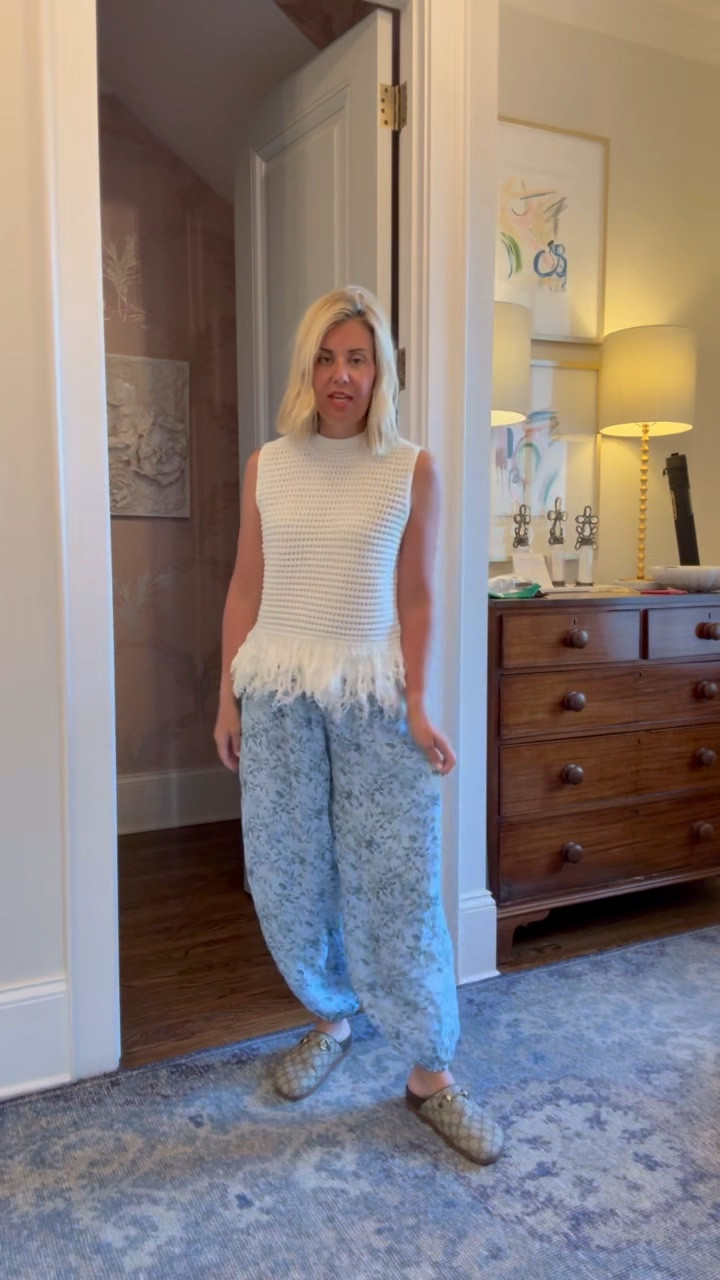 This new top from the zon is a yes! I’m pairing these pants with countless looks. How cute is this?!? 
Top - small
Pants - xs
Mules - 38

#LTKdayinmylife #LTKmomlife #LTKootd