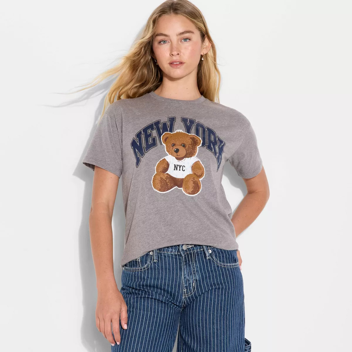 Women's New York Bear Graphic T-Shirt - Heather Gray | Target