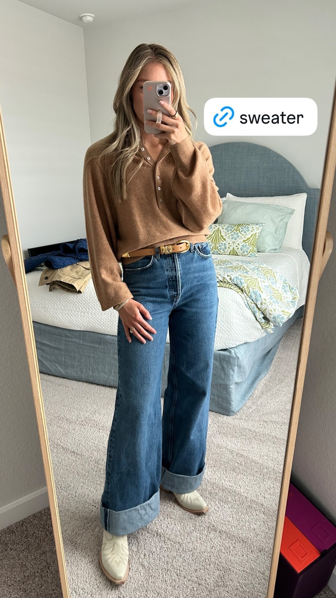 size down 1-2 in the jeans!

#LTKootd #LTKStyleTip #LTKmomlife