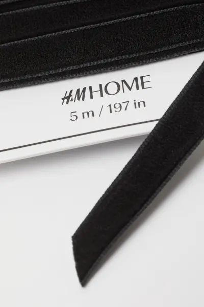 Velvet Ribbon | H&M (US + CA)