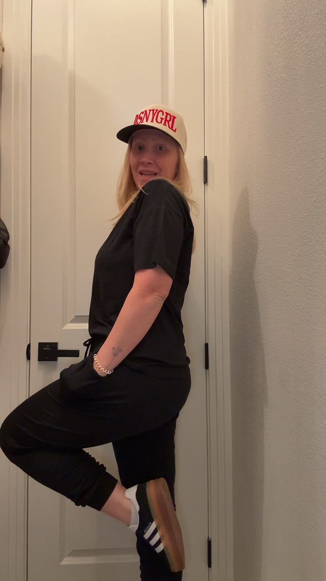 My new go to airport fit. This comfy set is by the brand Pretty Garden which you can find online on Amazon OR Walmart! LOVE! ✨ #ootd #airportfit #set #outfit #newfit 

#LTKFindsUnder50 #LTKTravel #LTKStyleTip