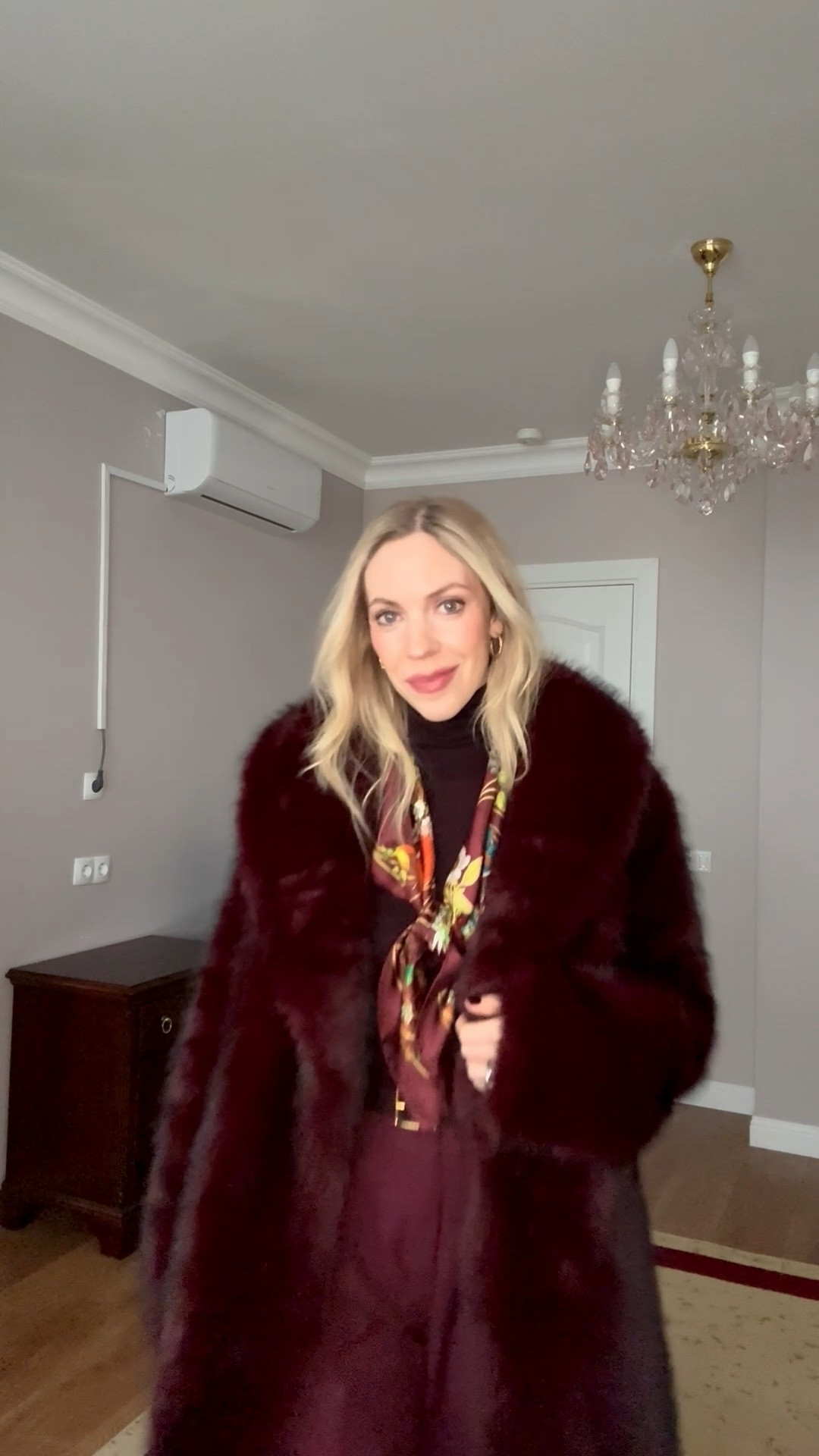 Burgundy faux fur coat, Gucci silk scarf, burgundy outfit, Bordeaux, winter work wear, office looks, style over 40

#LTKSaleAlert #LTKOver40 #LTKWorkwear