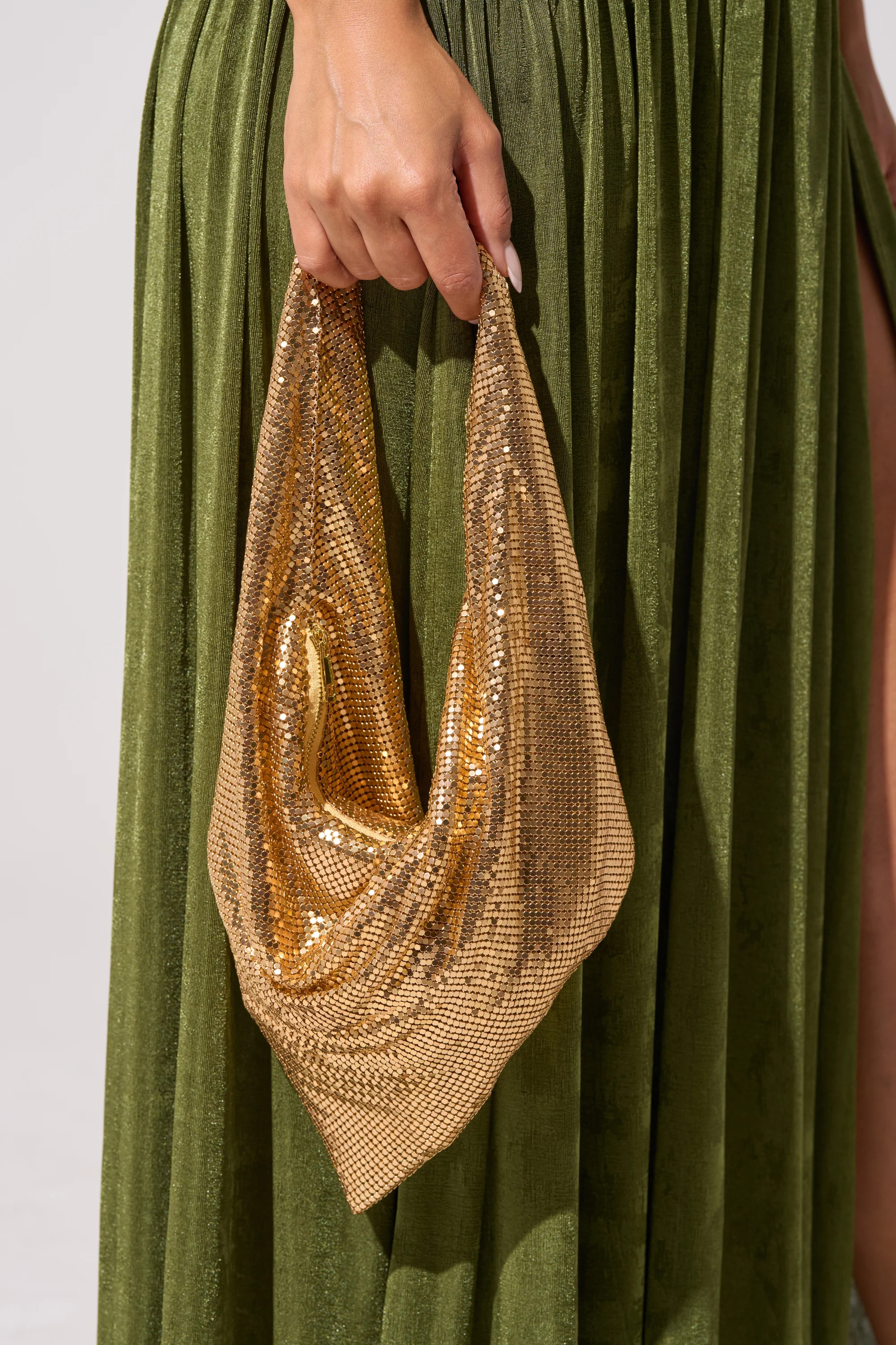 MEET ME AT THE DISCOTHEQUE CHAINMAILL BAG | AKIRA