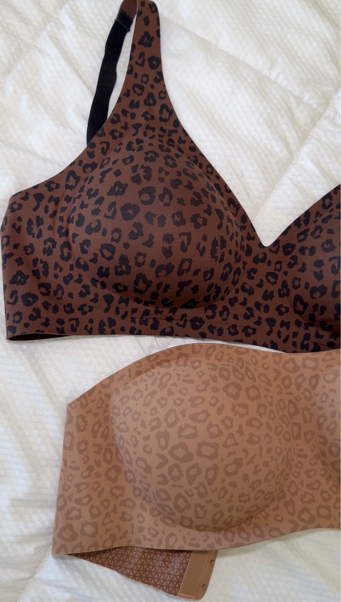 Leopard print bras for summer! Strapless one also comes with straps so you could literally wear it criss cross, halter, one shoulder

#LTKootd #LTKSeasonal #LTKMidsize