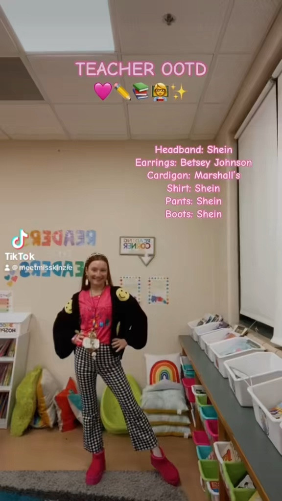 Recent Teacher OOTD 🩷✨📚👩‍🏫✏️

#LTKSeasonal #LTKstyletip #LTKworkwear
