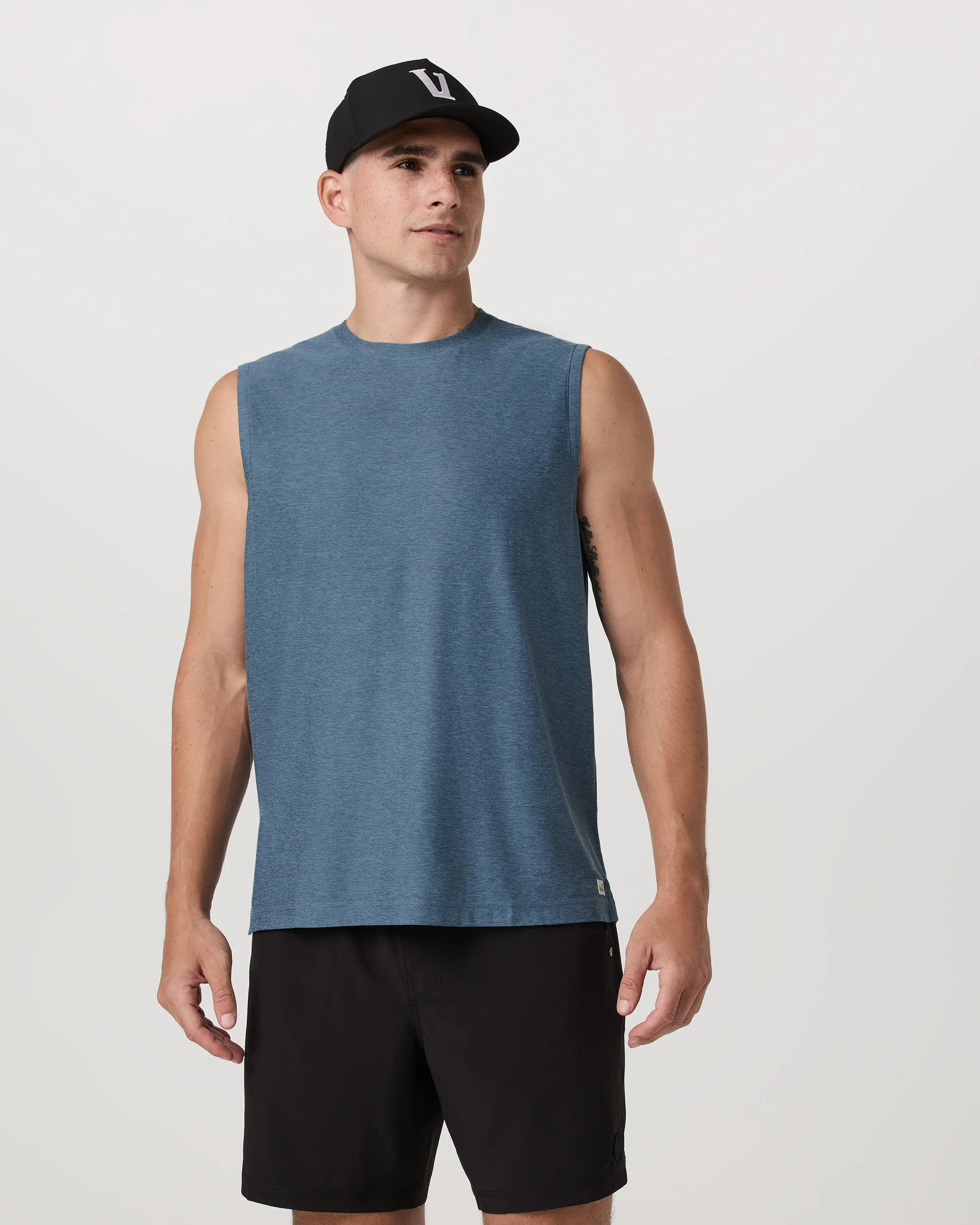 Strato Muscle Tee | Men's Pool Blue Heather Tank Top | Vuori | Vuori Clothing (US & Canada)