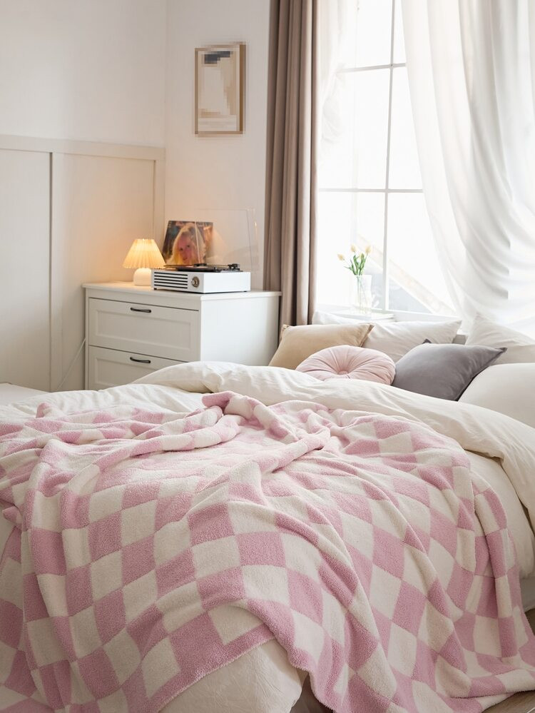 1pc Checkered Pattern Blanket | SHEIN