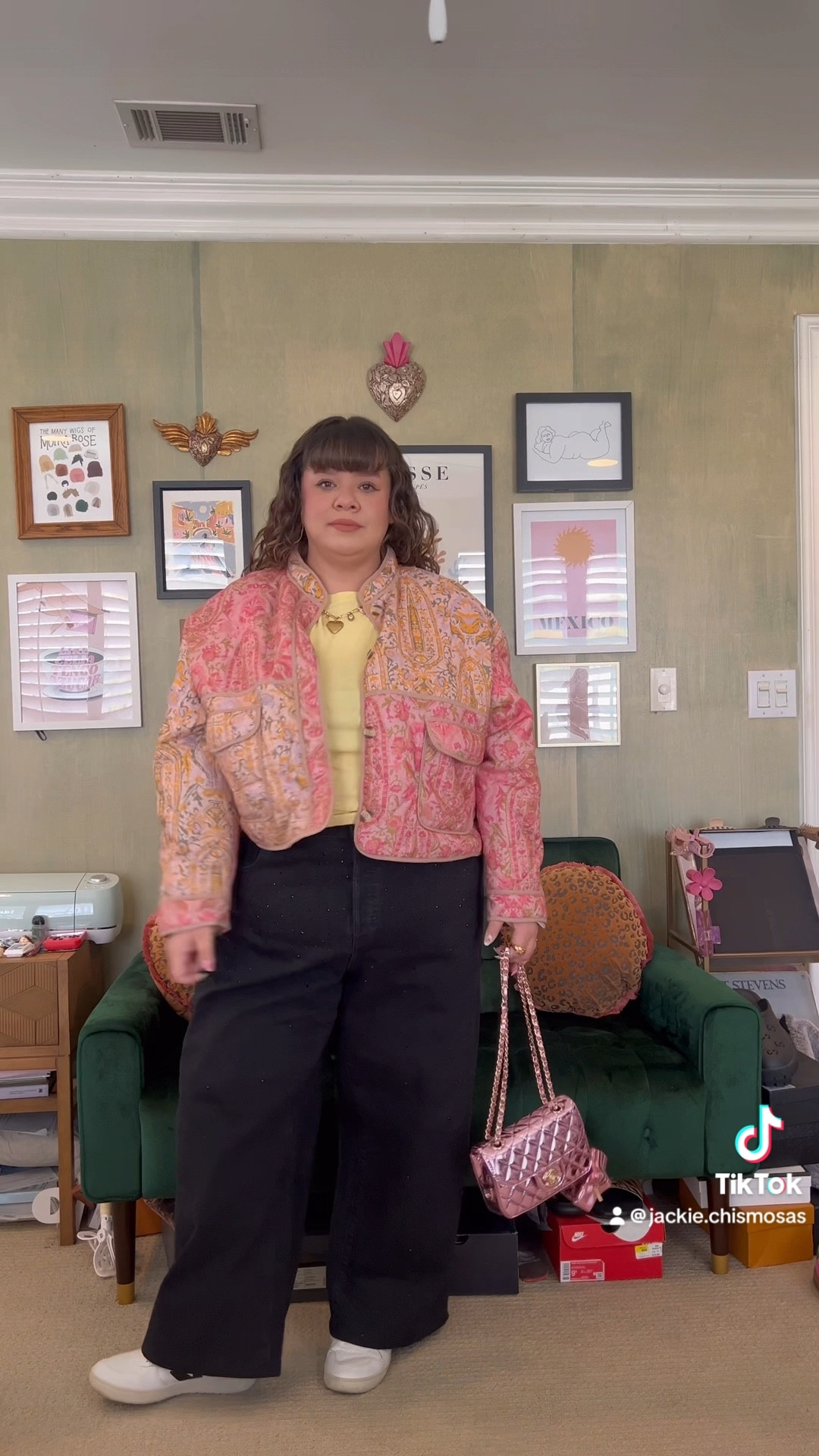 Winter to spring outfit, quilted jacket, plus size, plus size style, curve, curvy, butter yellow tee

#LTKplussize #LTKstyletip #LTKmidsize