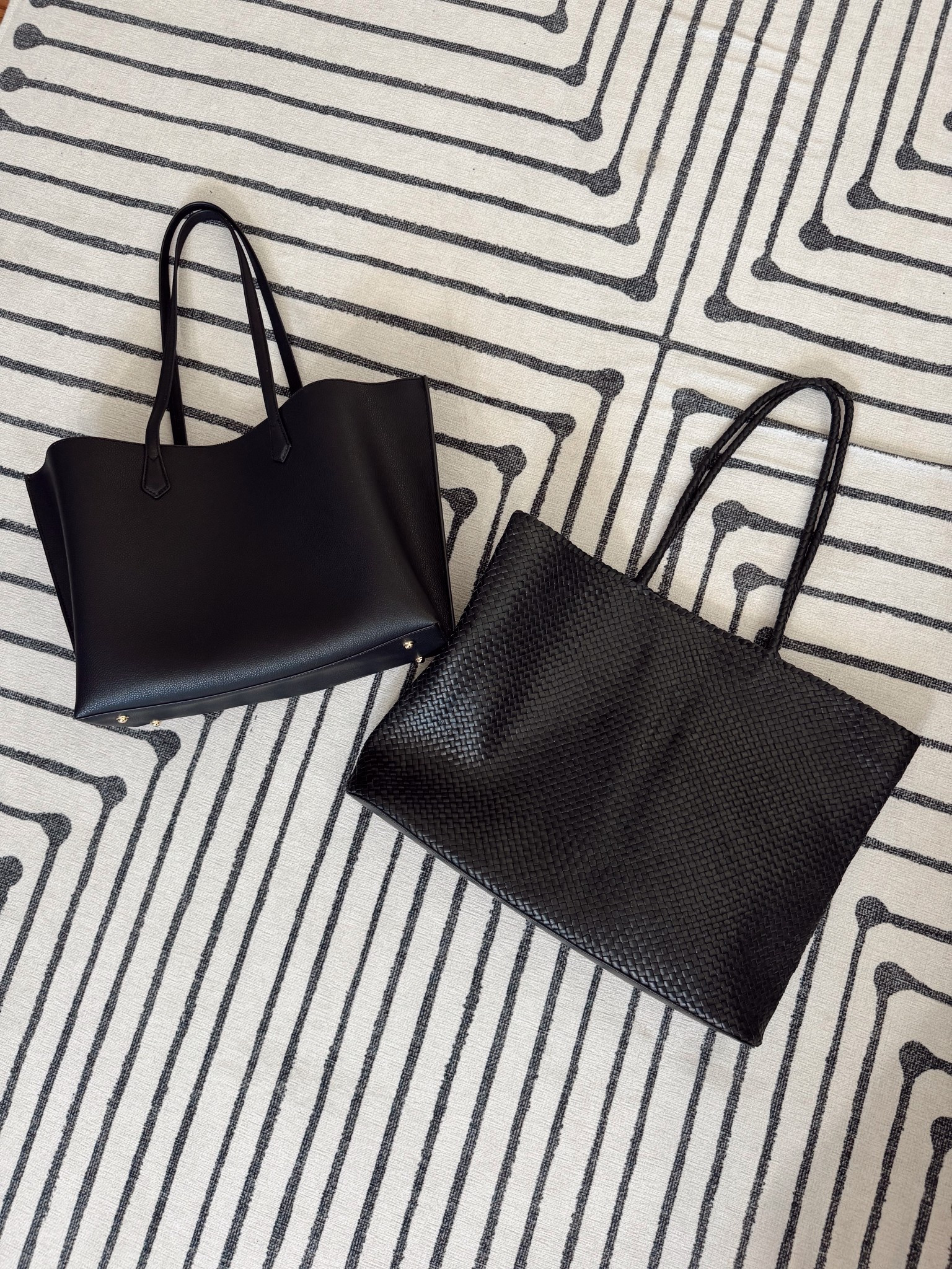 These tote bags are perfect for work or travel! 

#LTKTravel #LTKItBag #LTKWorkwear